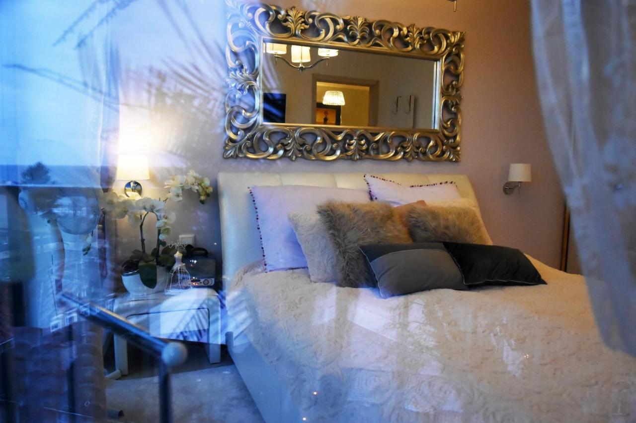 Apartament Kalifornia ミエンジズドロイェ エクステリア 写真