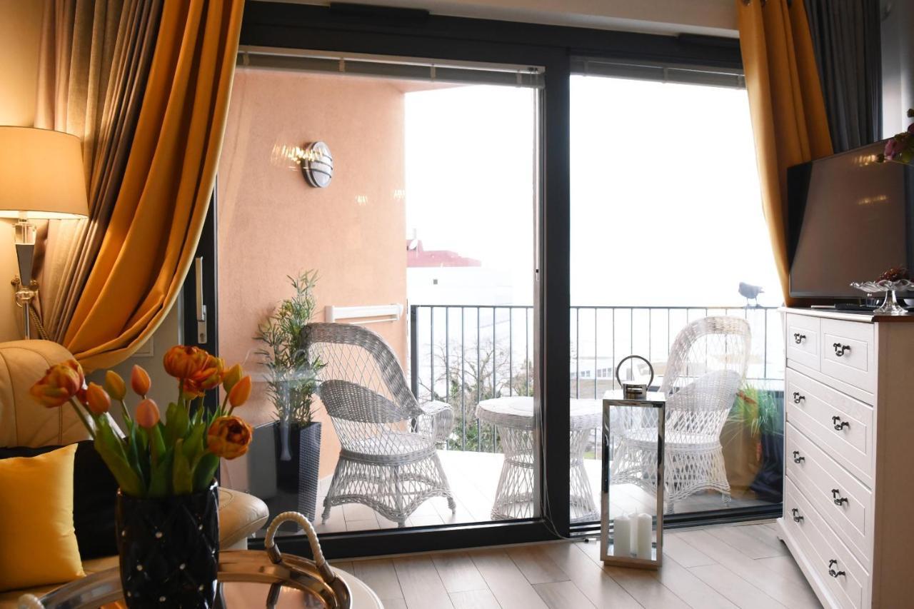 Apartament Kalifornia ミエンジズドロイェ エクステリア 写真